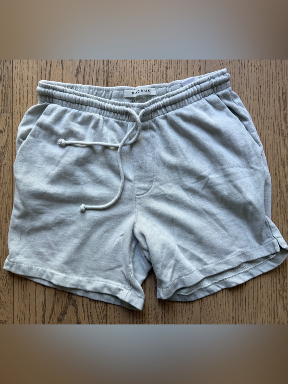 PacSun Men’s Volley Light Gray Sweat Shorts w/ Drawstring & Pockets Size S